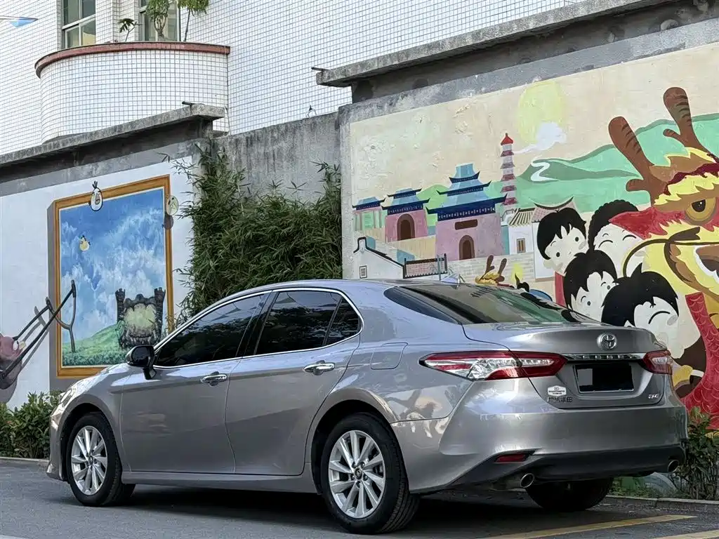 Toyota Camry 2021 2.0G Luxury Edition фото 9