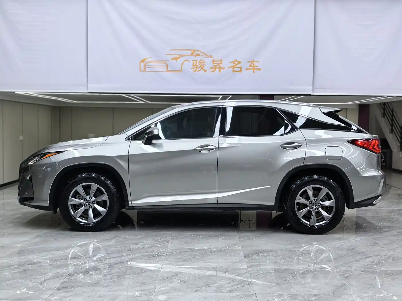 Lexus RX 2016 300 2WD Elite Edition China VI фото 7