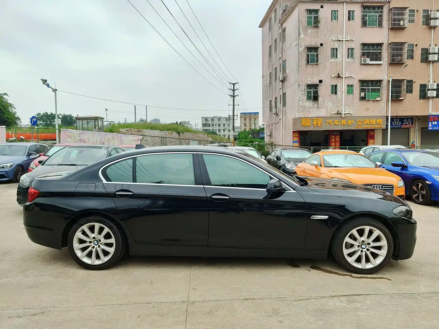 BMW 5 Series 2012 535Li Luxury фото 36