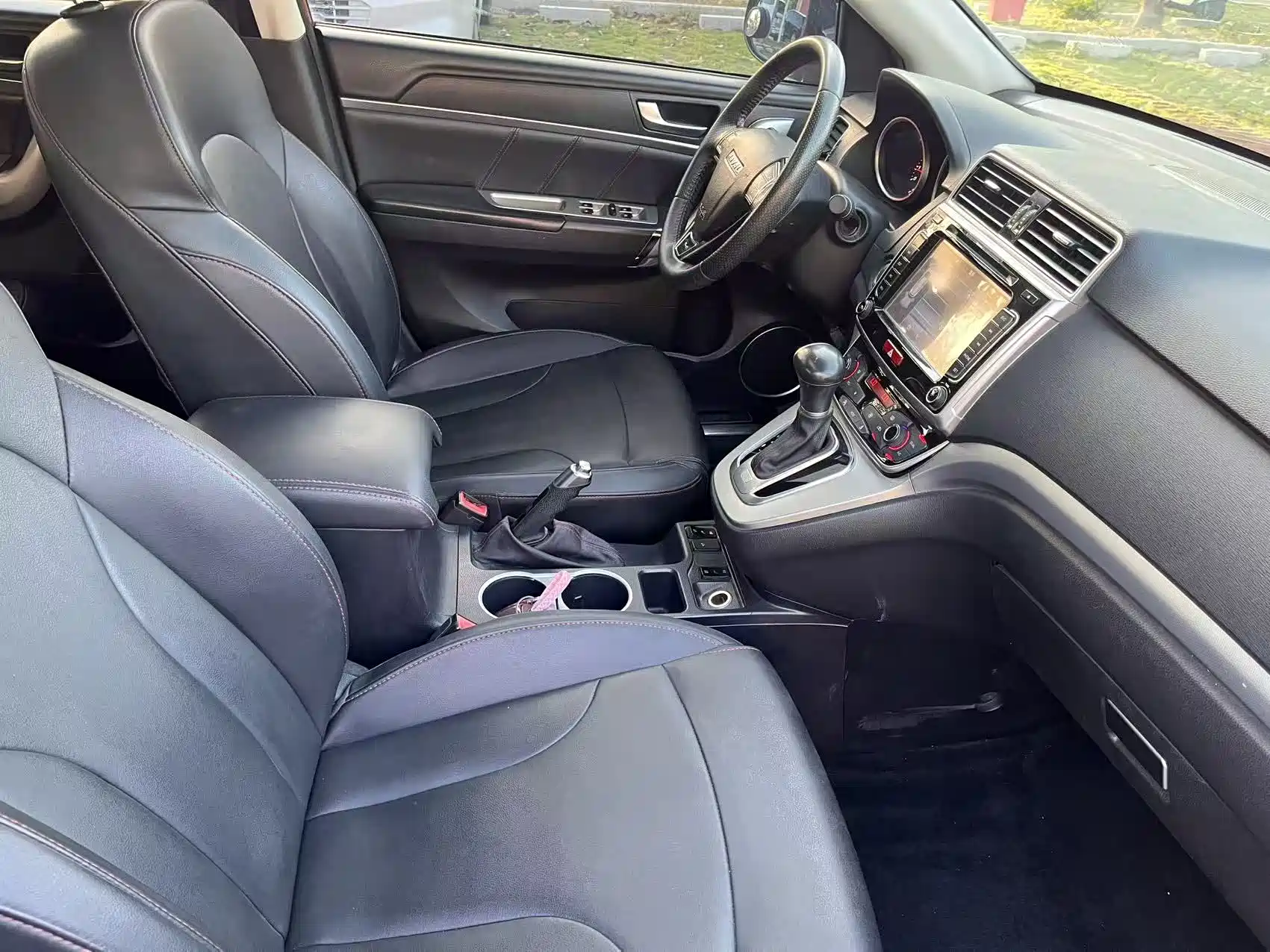 Фото 17 - Haval H6