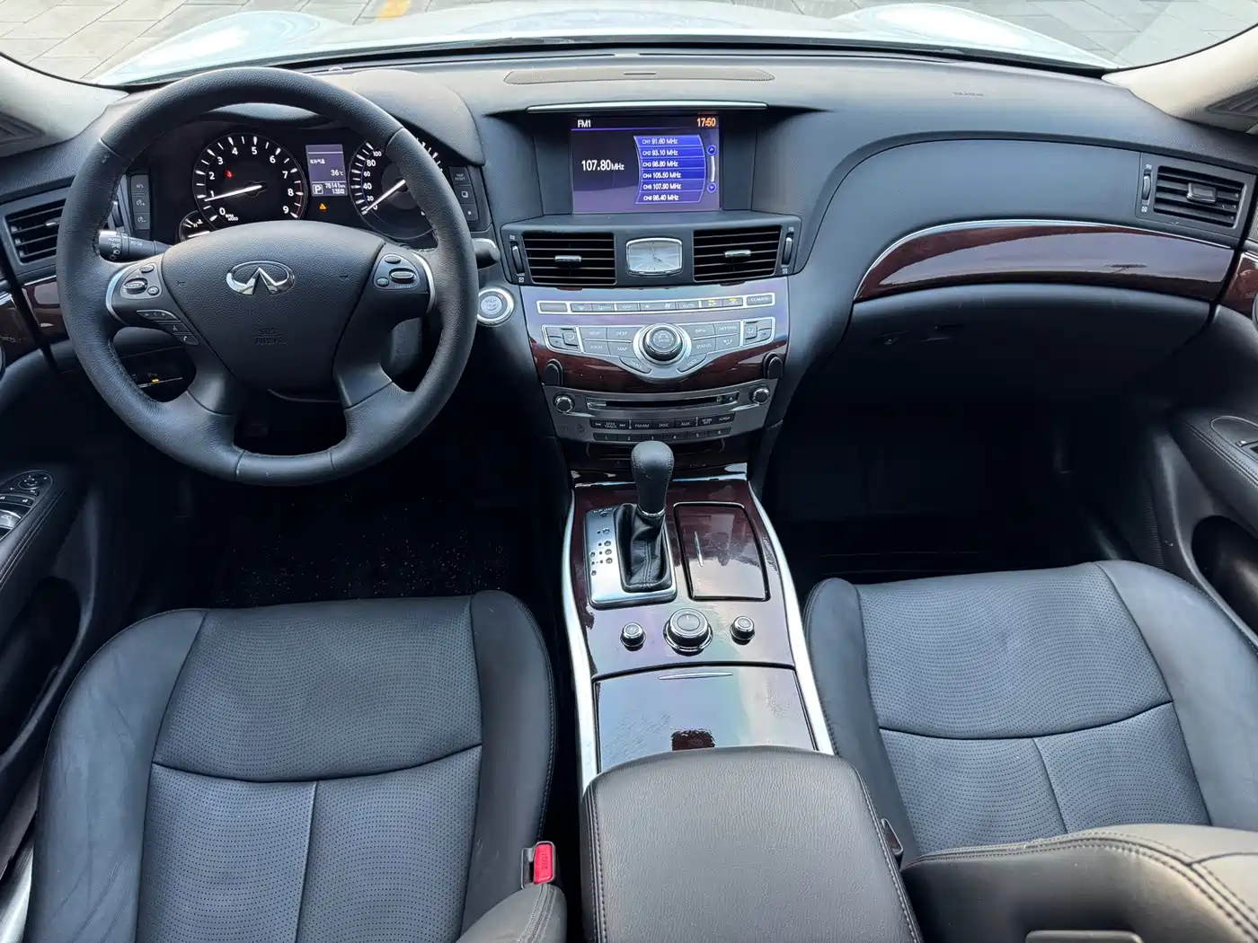 Фото 23 - Infiniti Q70