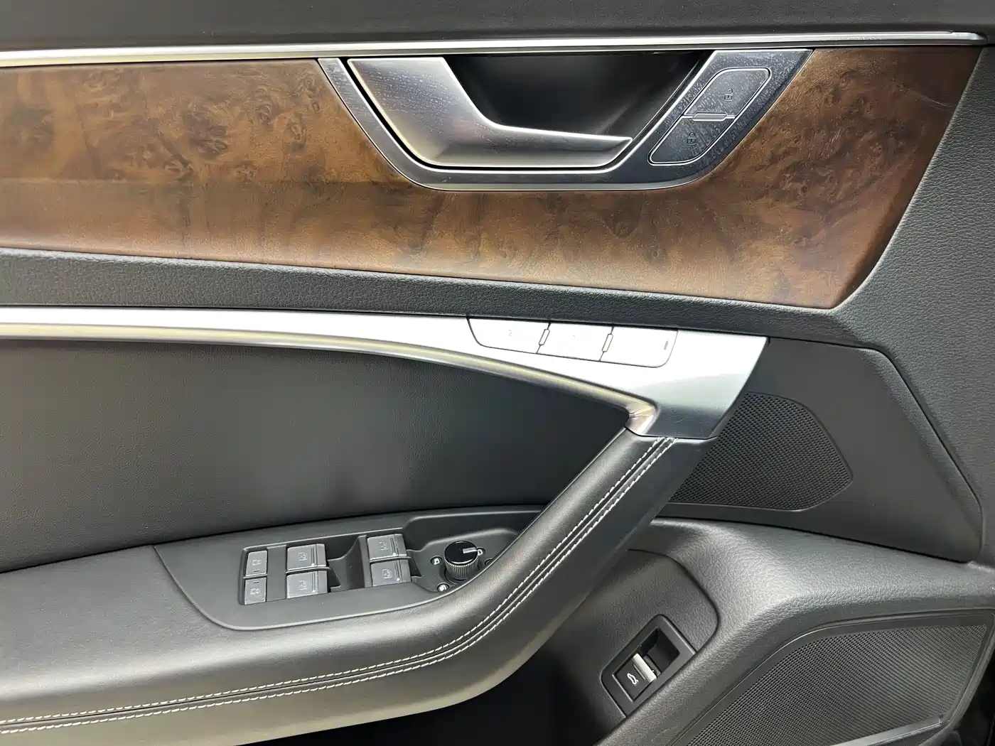 Audi A6L 2023 55 TFSI quattro Premium Dynamic фото 14