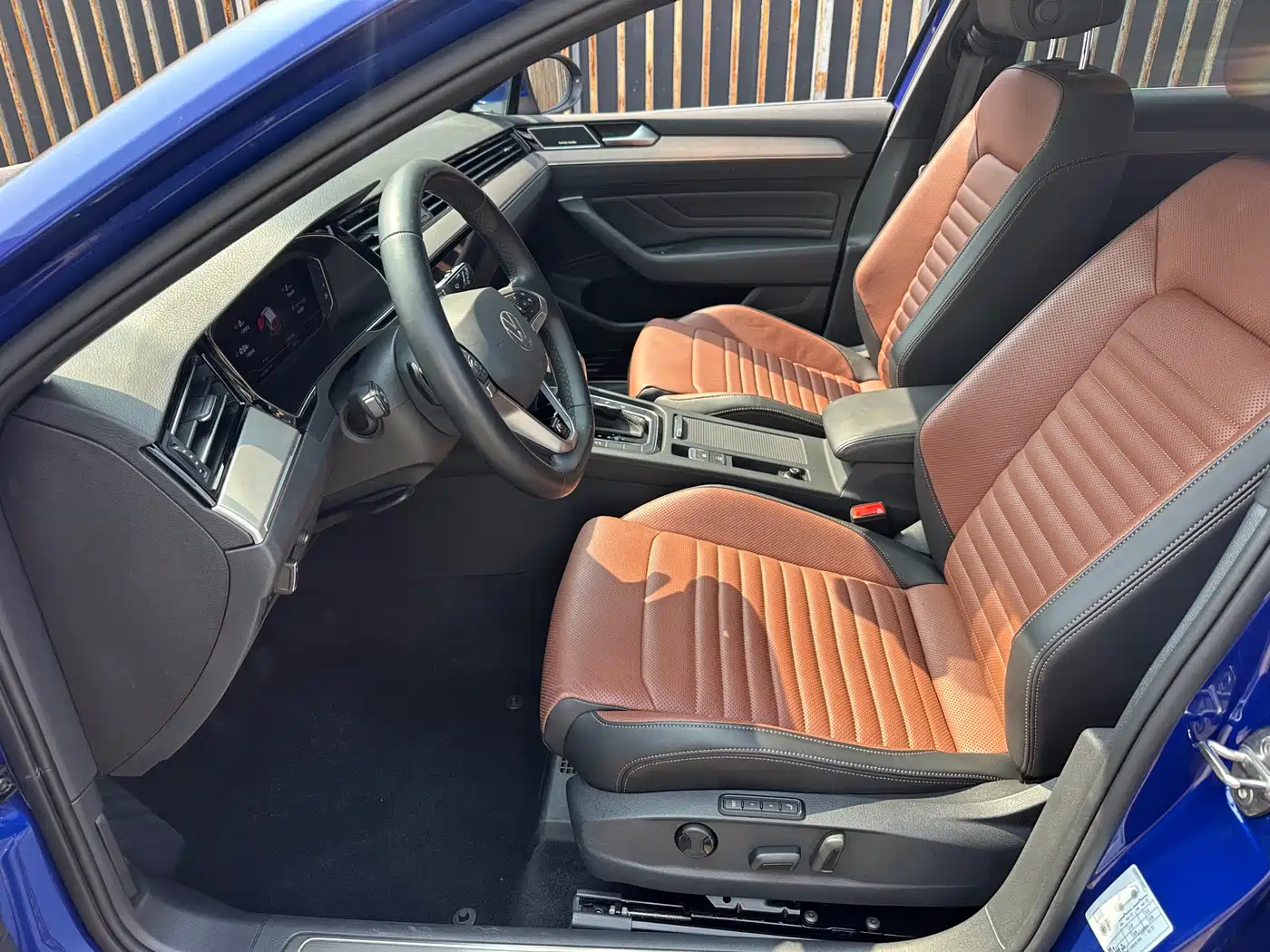 Volkswagen Weilan 2021 2.0T Touring фото 4