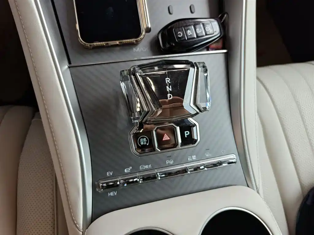 Denza Z9GT 2024 Model 1100 AWD Max Edition фото 14
