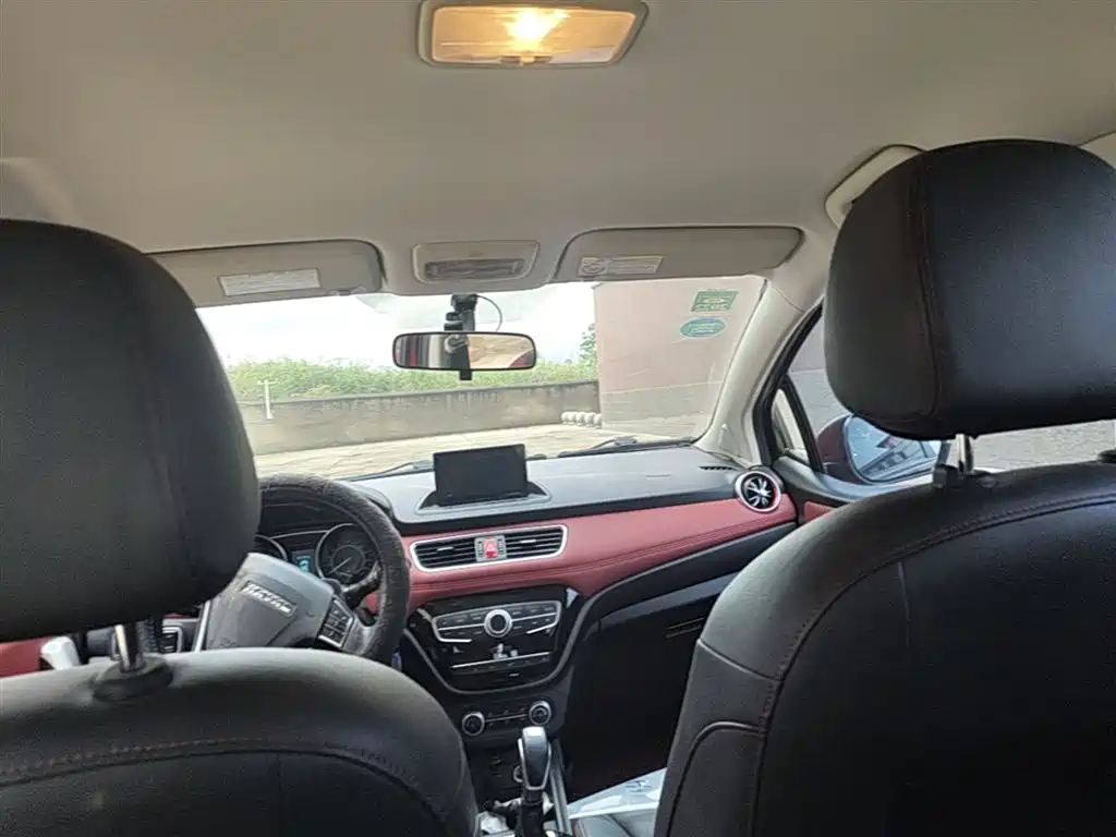 Haval H1 2016 Blue Label 1.5L AMT Luxury фото 18