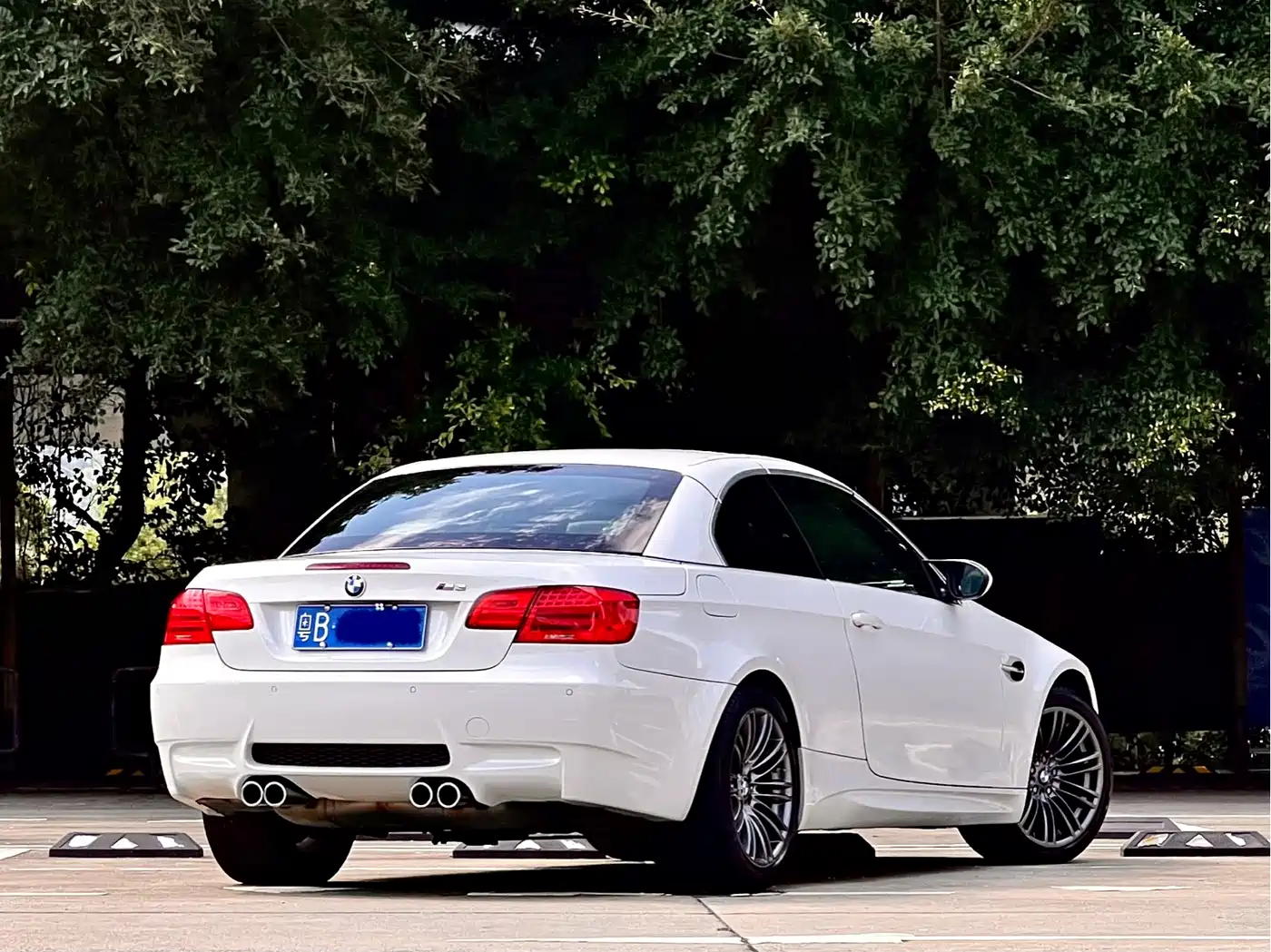 BMW M3 2009 BMW M3 Convertible фото 8