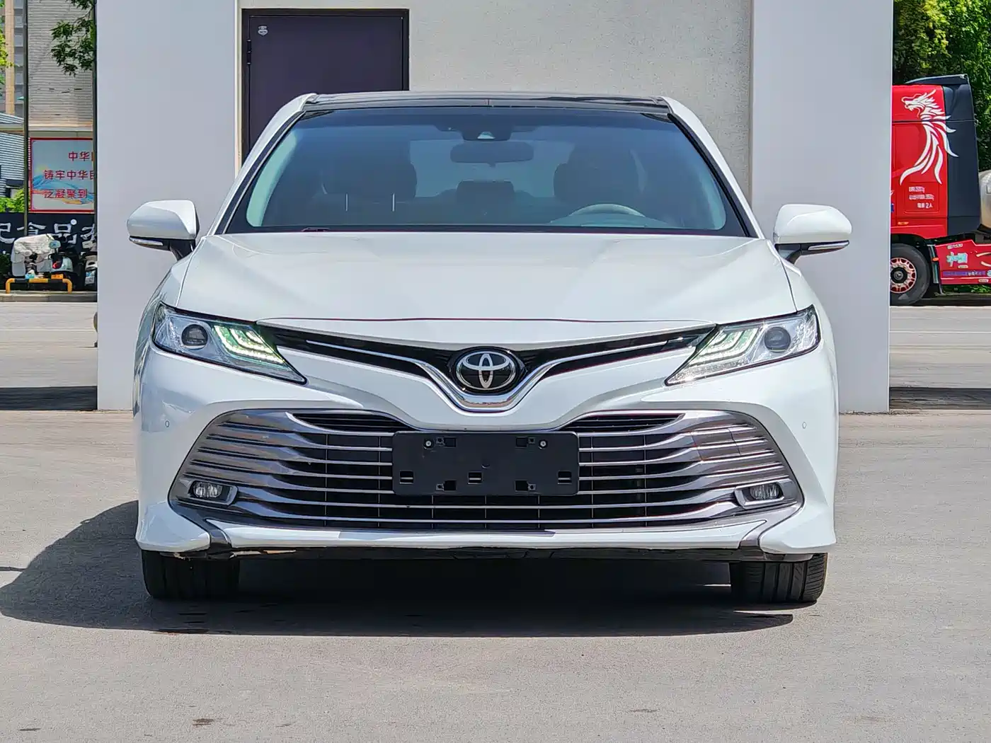 Toyota Camry 2021 2.5G Luxury Edition фото 2