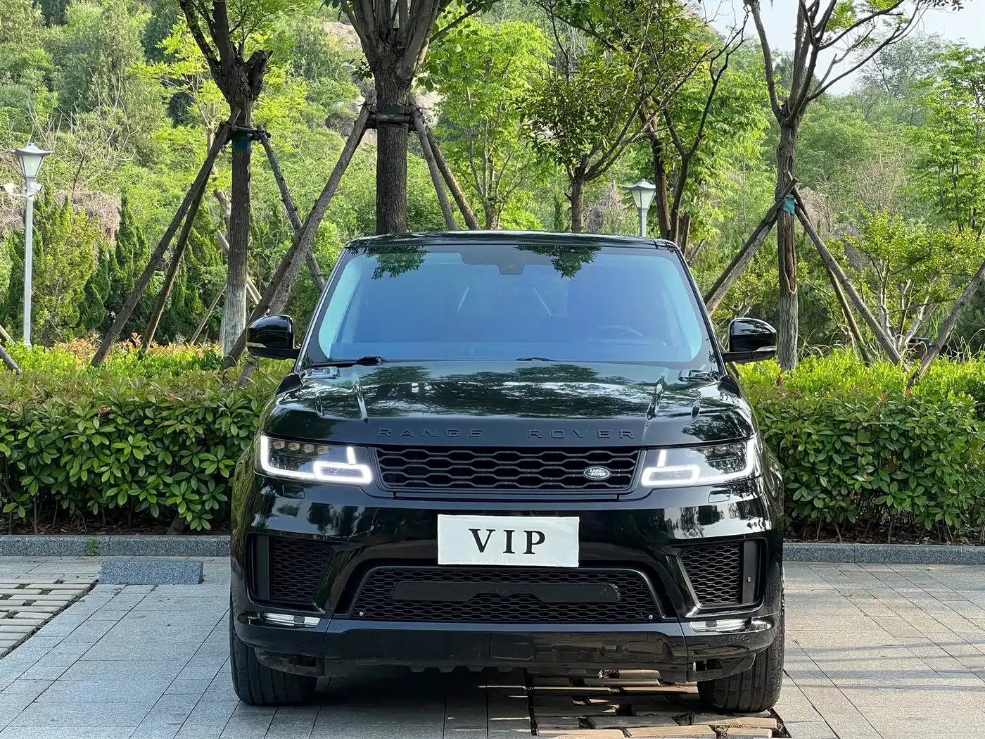 Land Rover Range Rover Sport фото 2