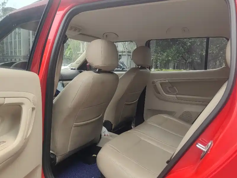 Škoda Fabia 2014 1.4L Automatic Crystal Edition фото 5