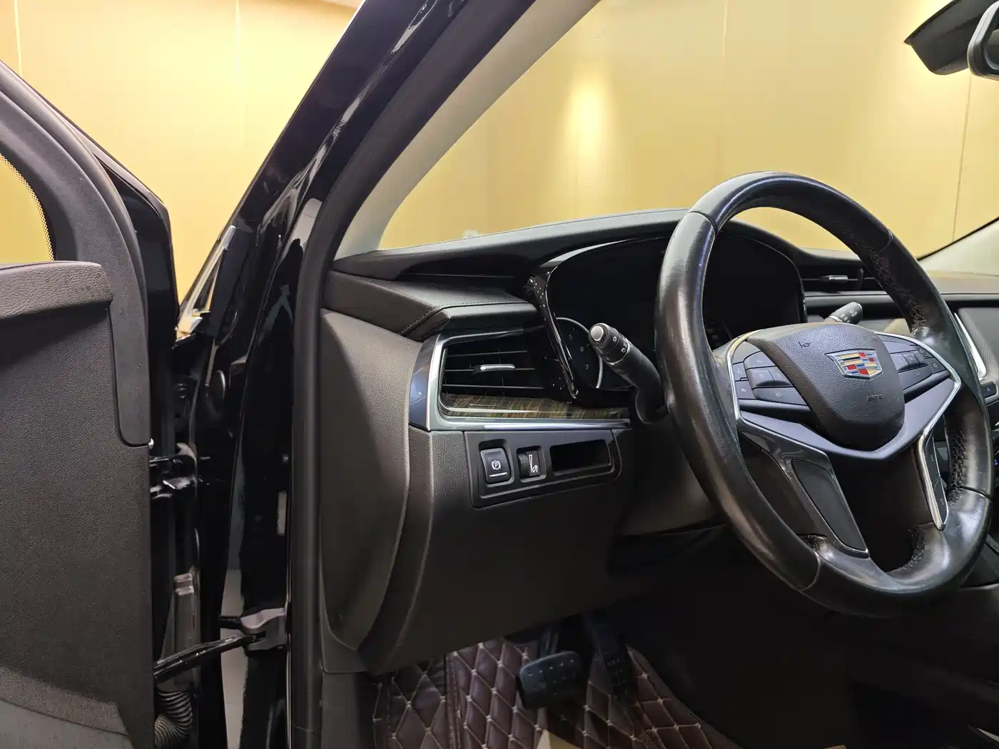 Cadillac XT5 2018 28T 4WD Luxury фото 13