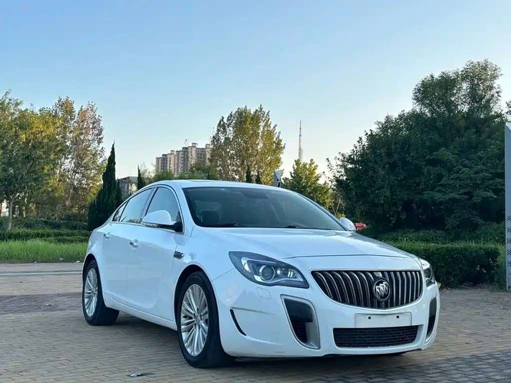 Фото 3 - Buick Regal