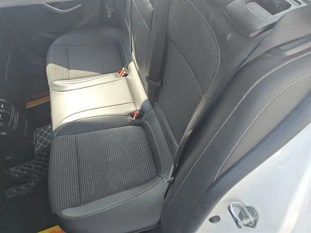 Buick Regal 2015 1.6T Leading Tech Edition фото 13