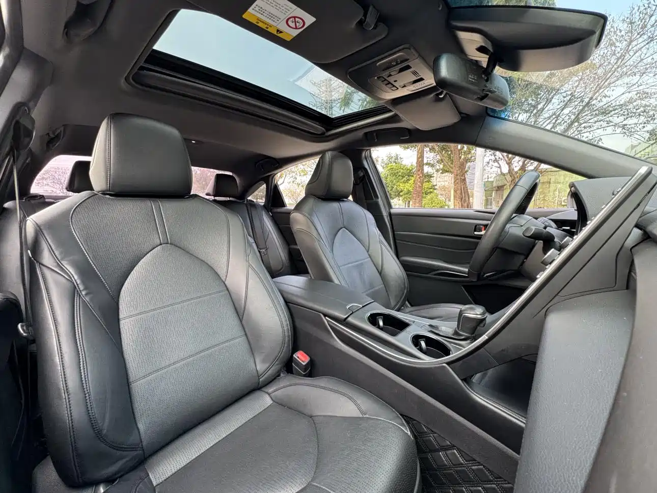 Toyota Avalon 2019 2.0L Luxury Edition (China VI) фото 8