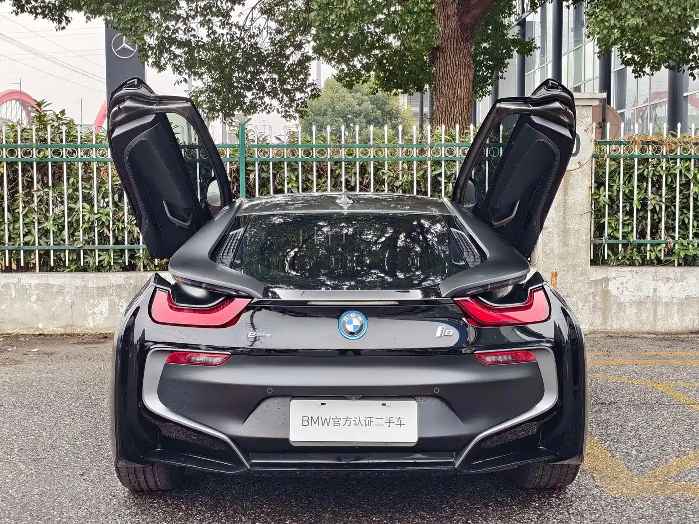 BMW i8 2016 Proton Red Limited Edition фото 4