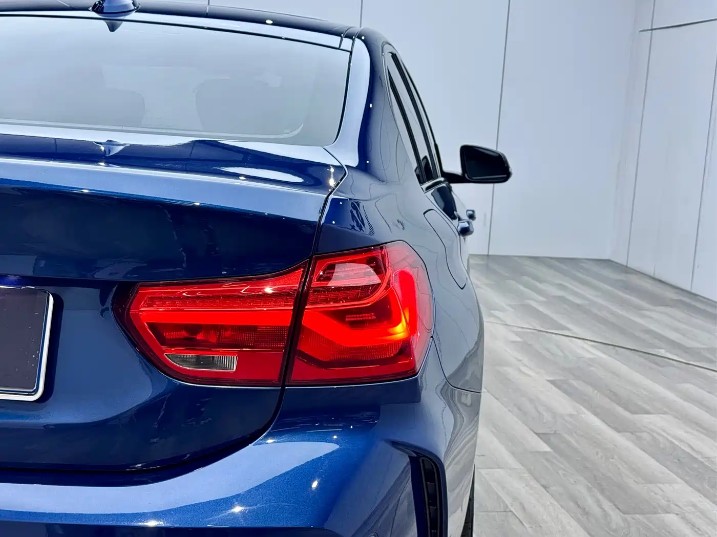 BMW 1 Series 2021 120i M Sport Shadow Edition фото 26
