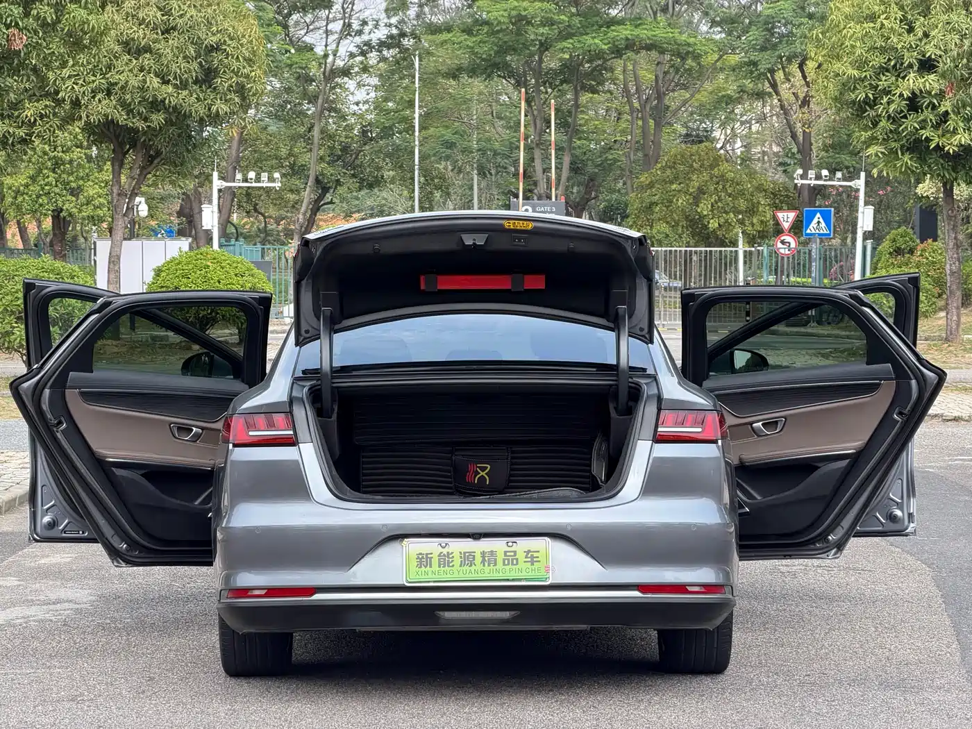 BYD HAN