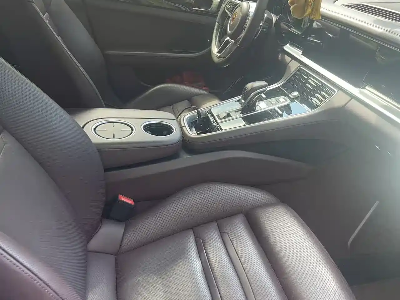 Porsche Panamera 2017 Panamera 3.0T фото 7