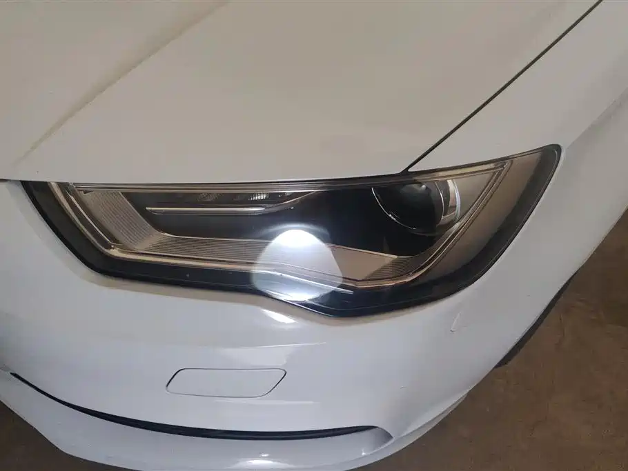 Audi A3 (Import) 2014 Limousine 40 TFSI S line Comfort фото 5