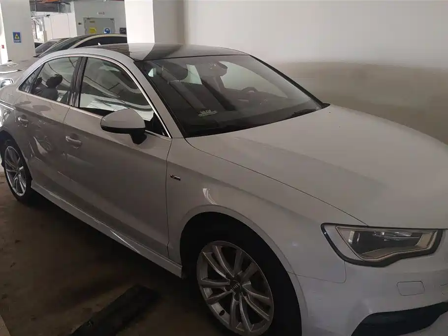 Audi A3 (Import) 2014 Limousine 40 TFSI S line Comfort фото 2