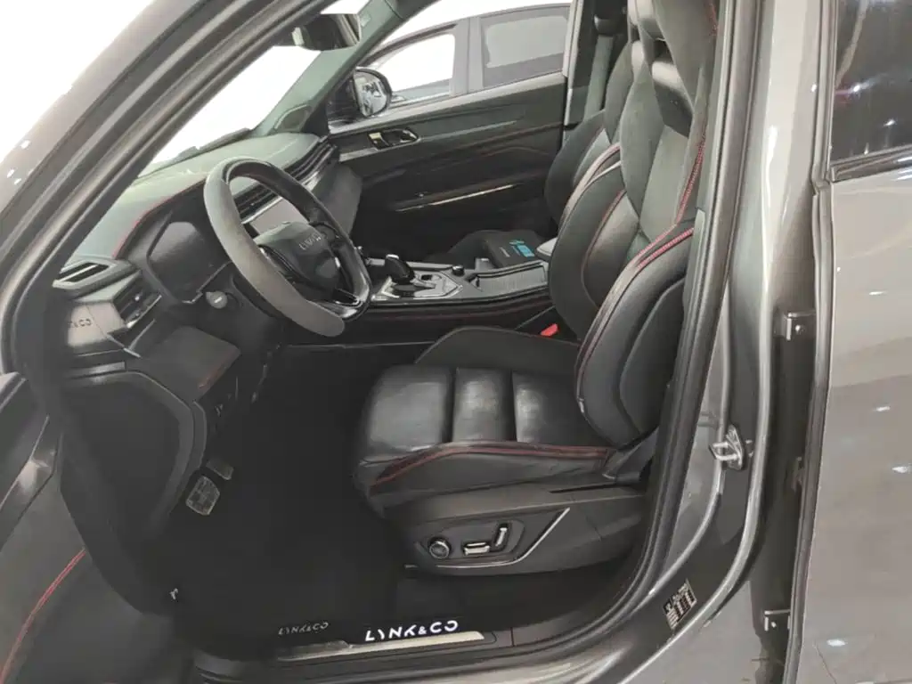 Lynk & Co 05 2021 2020 2.0TD 4WD Halo Edition