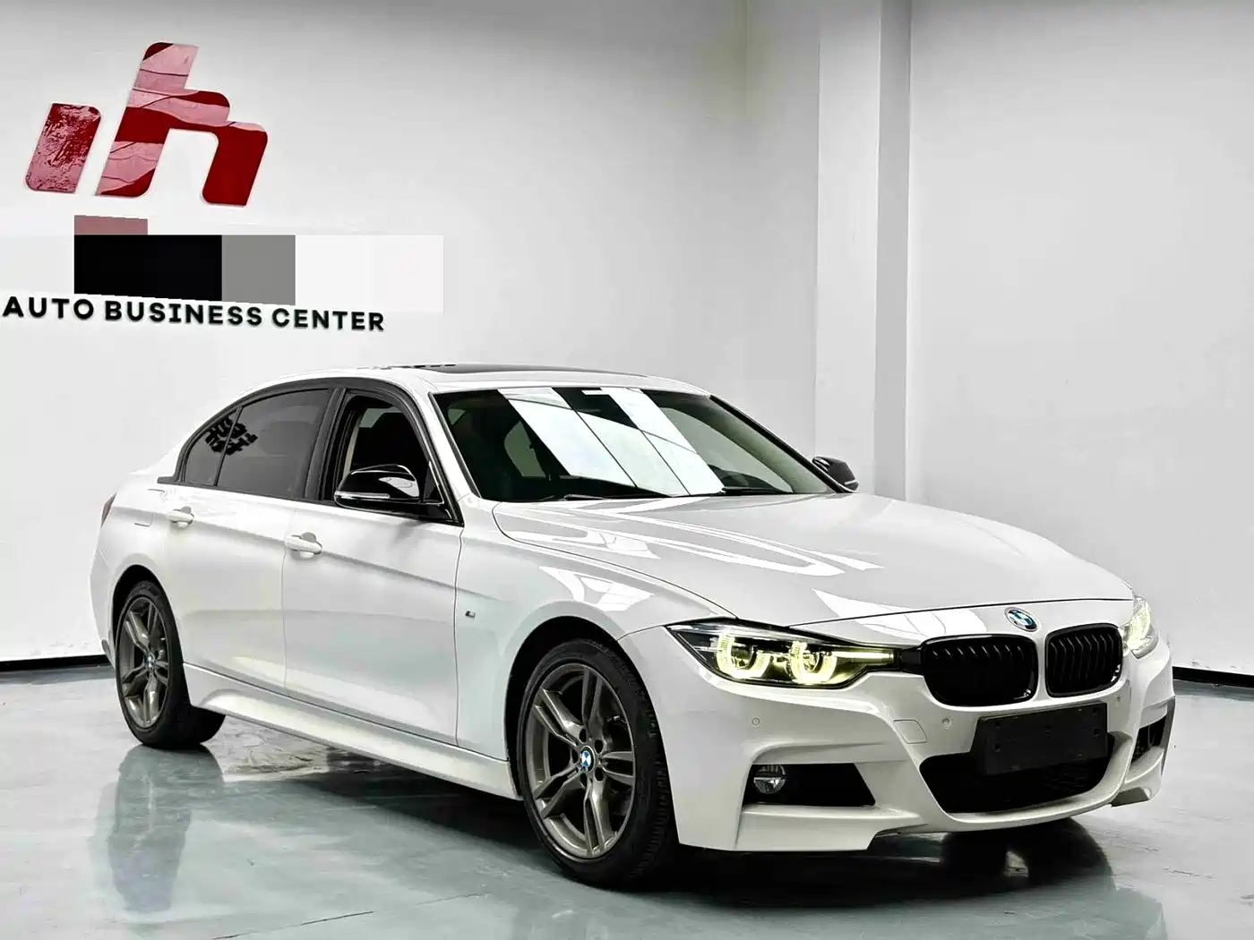 BMW 3 Series 2018 320Li M Sport Black Night Edition фото 2