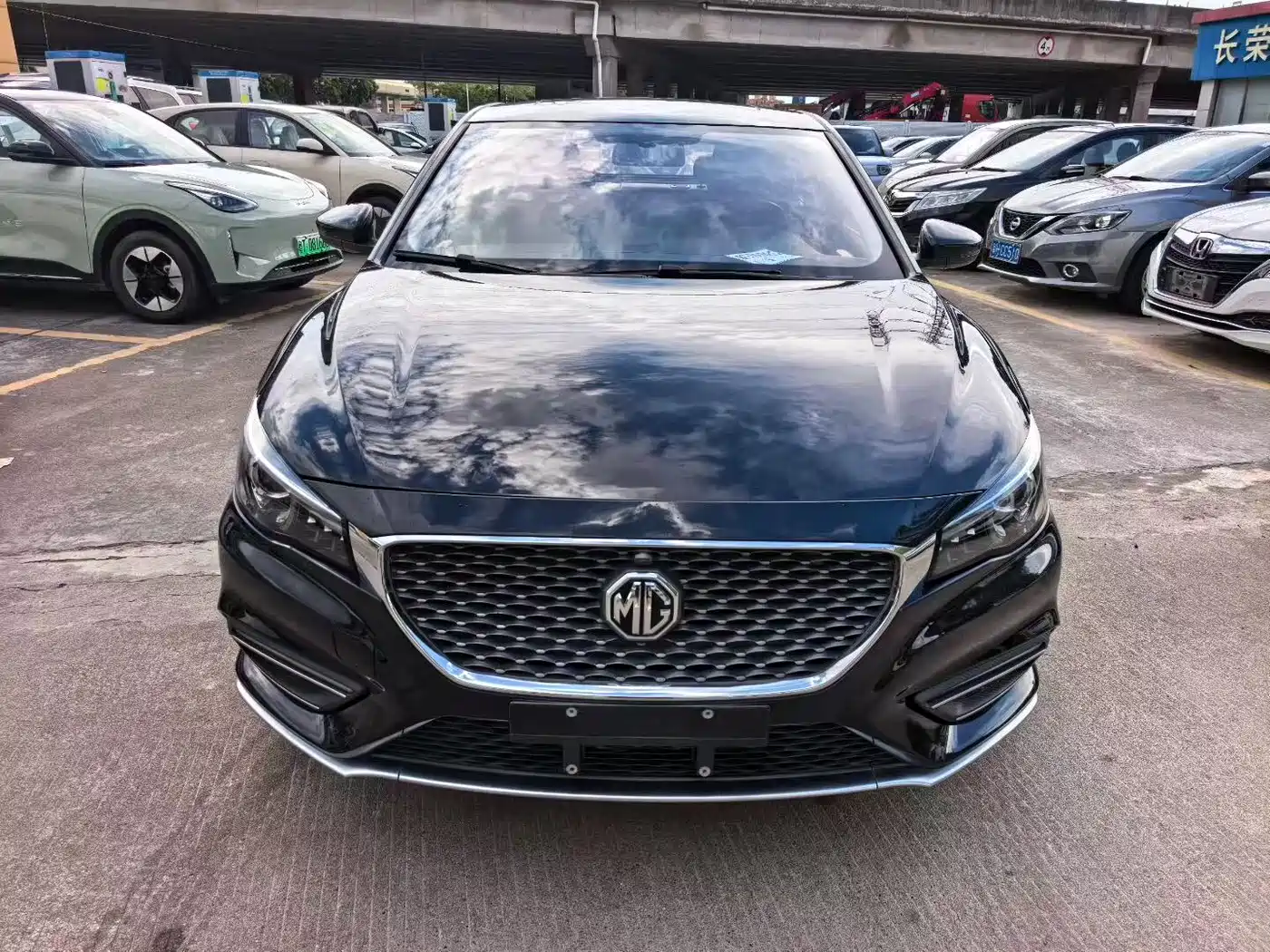 MG MG6 2018 2017 20T Automatic Luxury Smart Connect Version (China V)