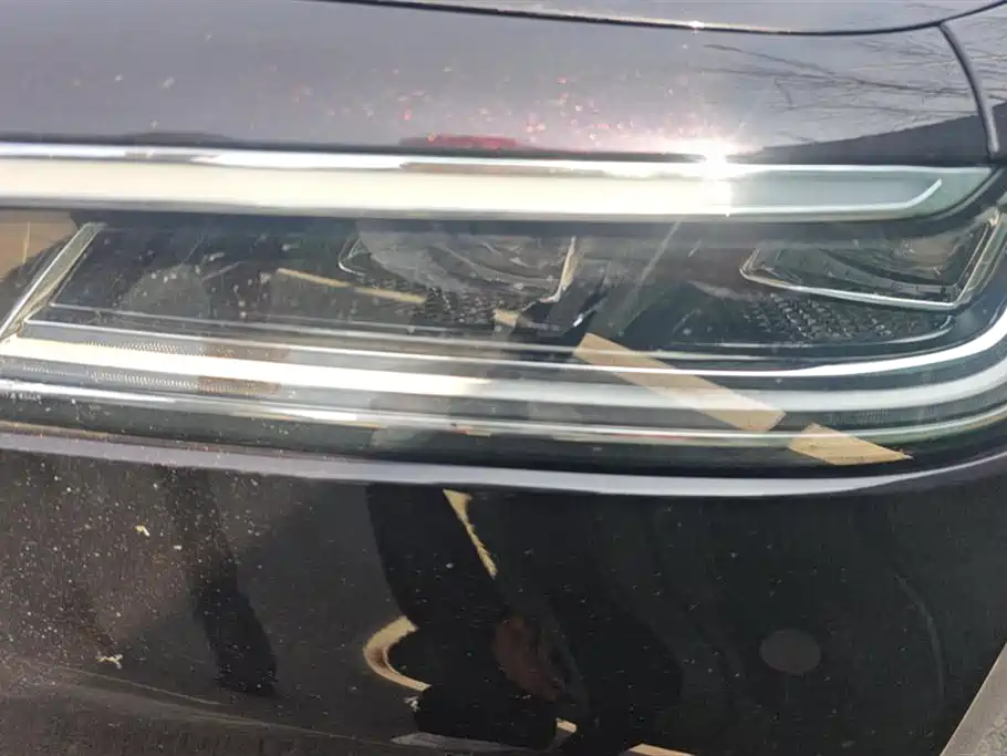 Hongqi H9 2023 Model 2.0T Smart Connect Flagship Edition фото 5