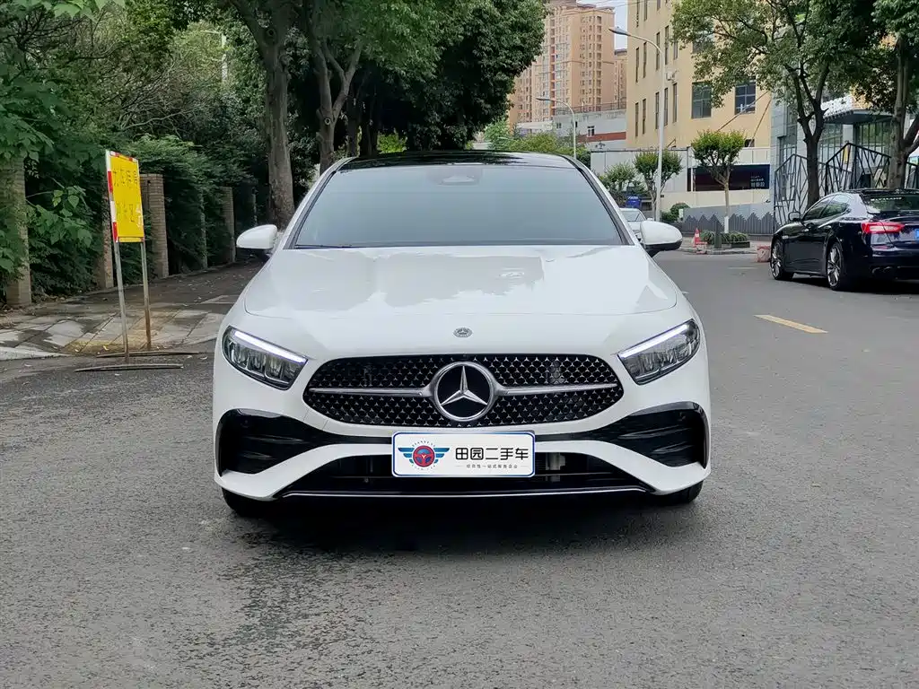Mercedes-Benz A-Class 2023 A 200 L Fashion фото 2