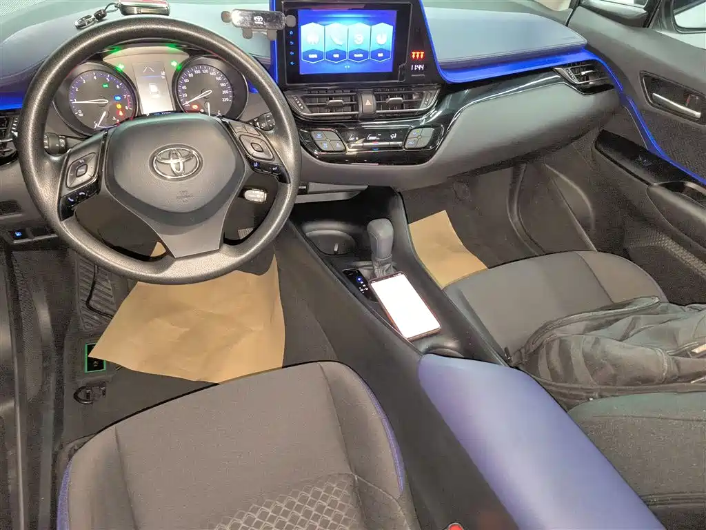 Toyota C-HR 2021 2.0L Comfort Edition фото 13