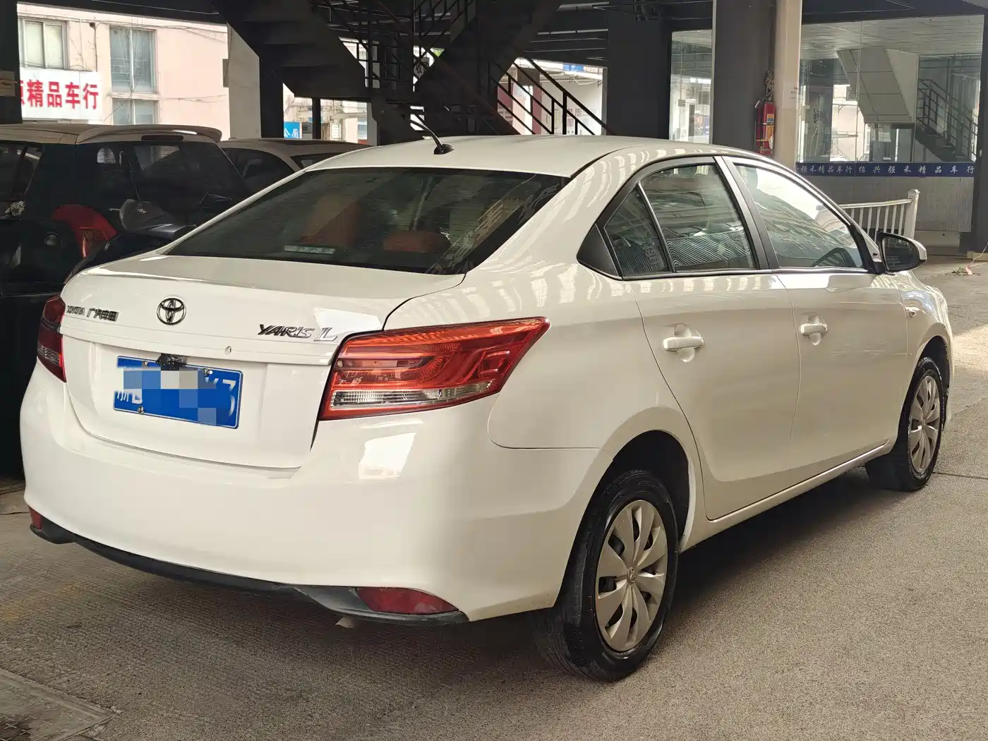 Toyota YARiS L Zhi Xiang 2017 1.5E CVT Charming Edition фото 5