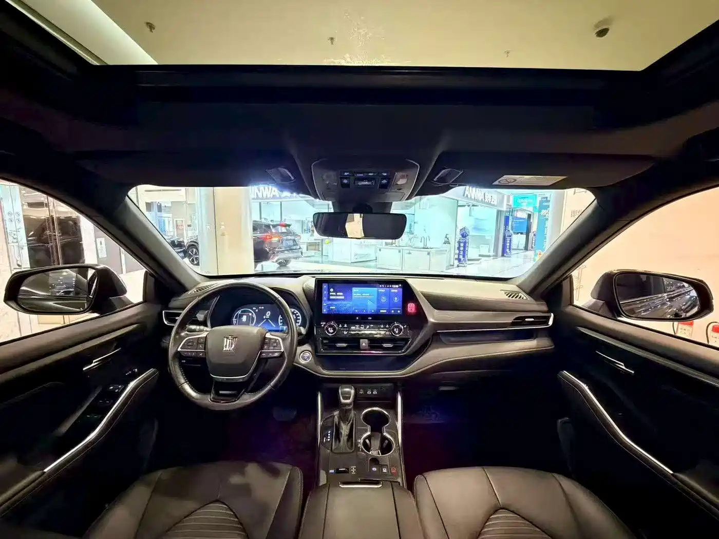 Toyota Crown Kluger 2021 2.5L HEV 4WD Premium фото 5
