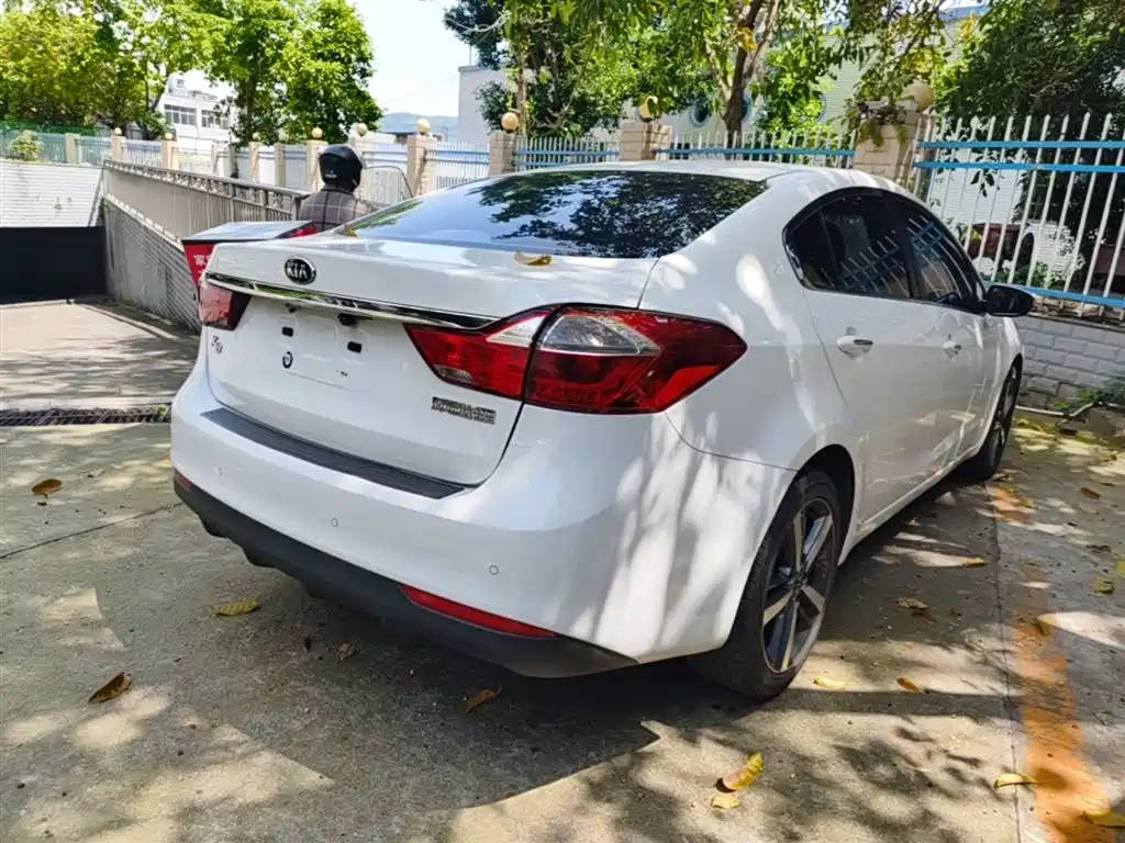 Kia K3 2017 1.6L Automatic 15th Anniversary Special GLS фото 7