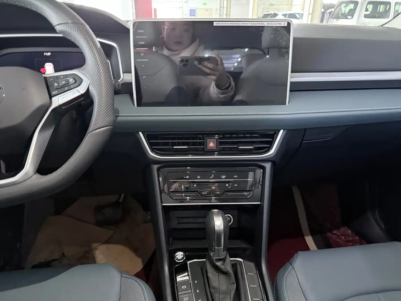 Volkswagen Tharu 2024 300TSI 2WD Full Moon Edition фото 12