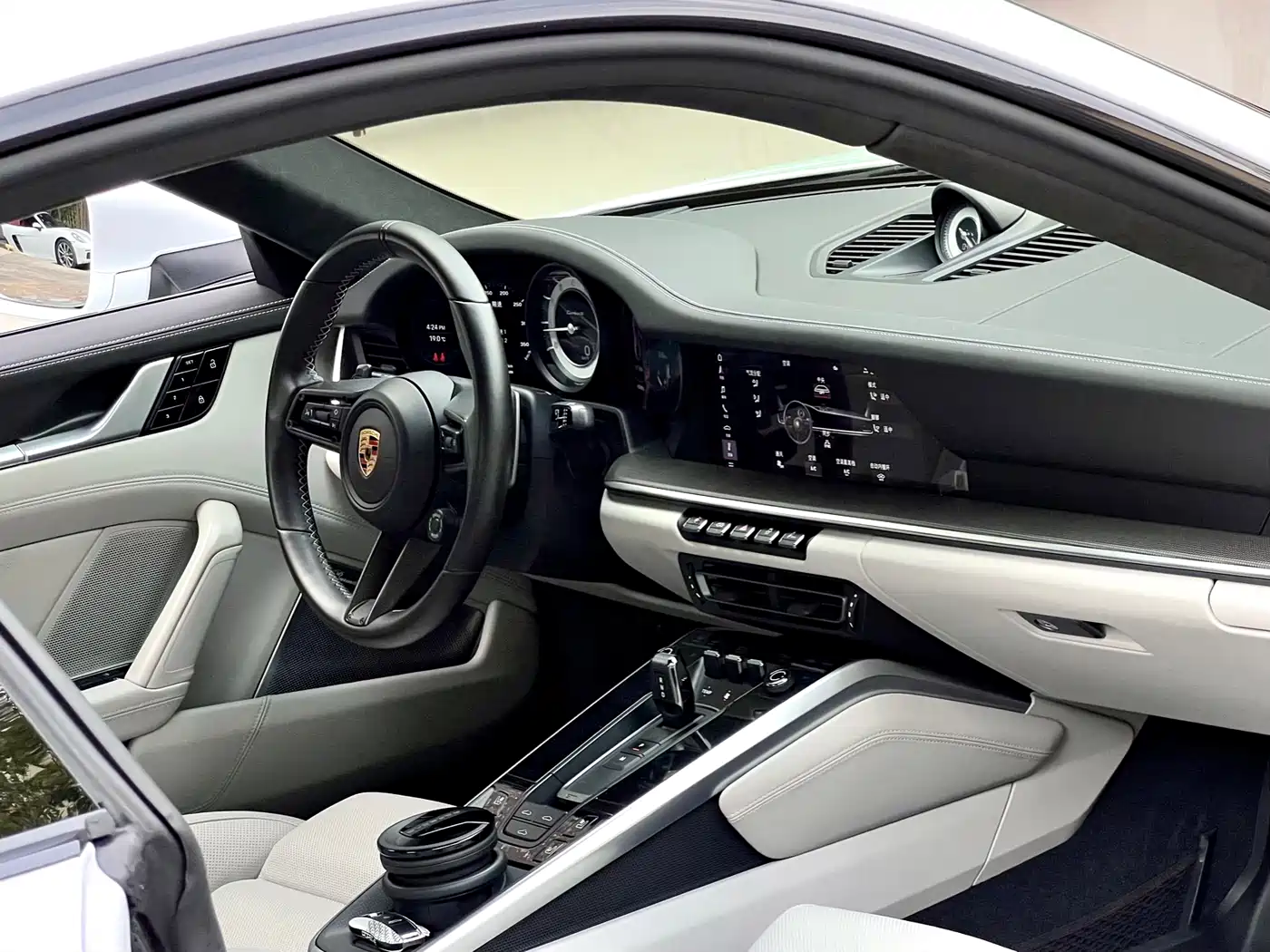 Porsche 911 2020 Turbo S 3.7T фото 10