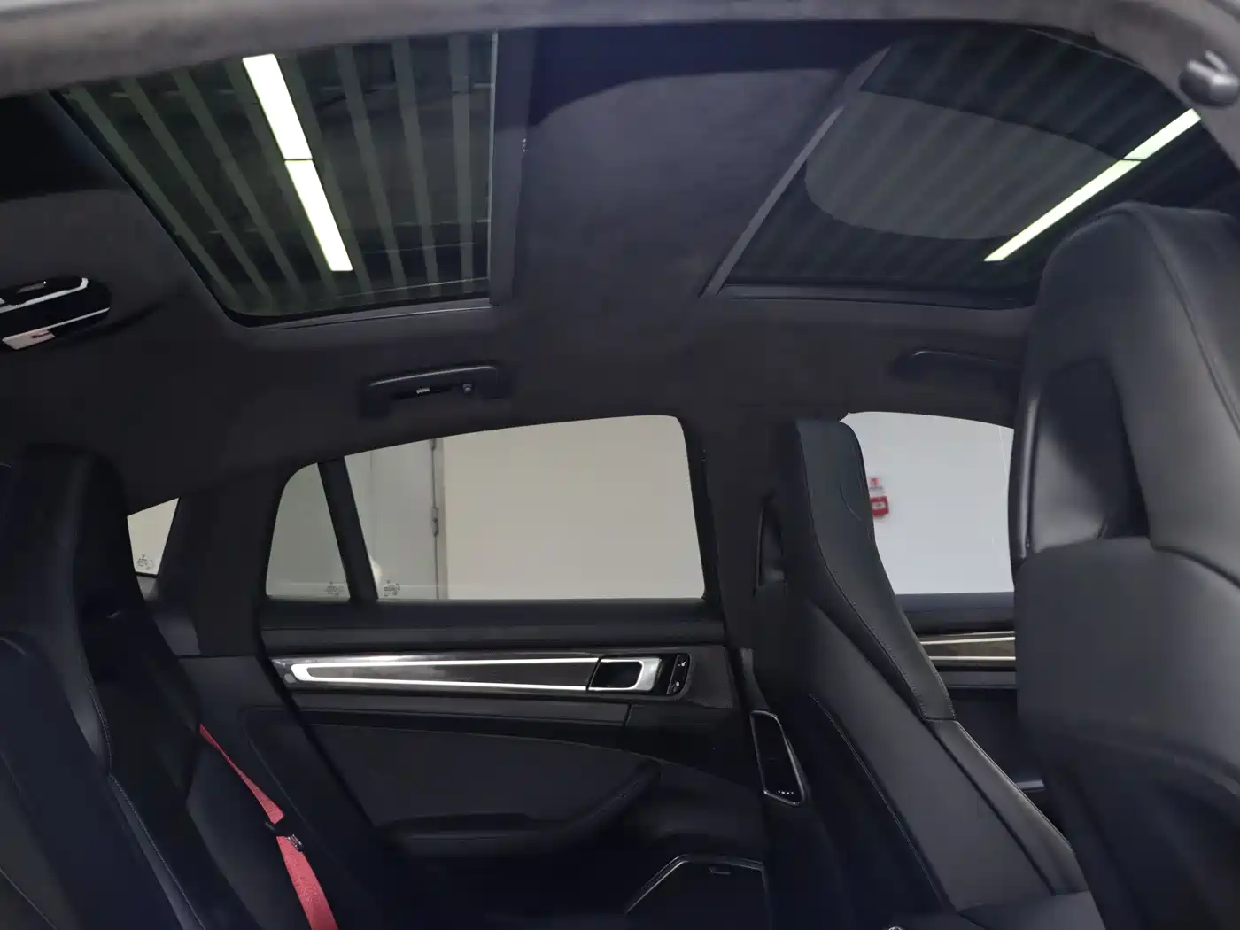 Porsche Panamera 2017 Panamera 3.0T фото 18