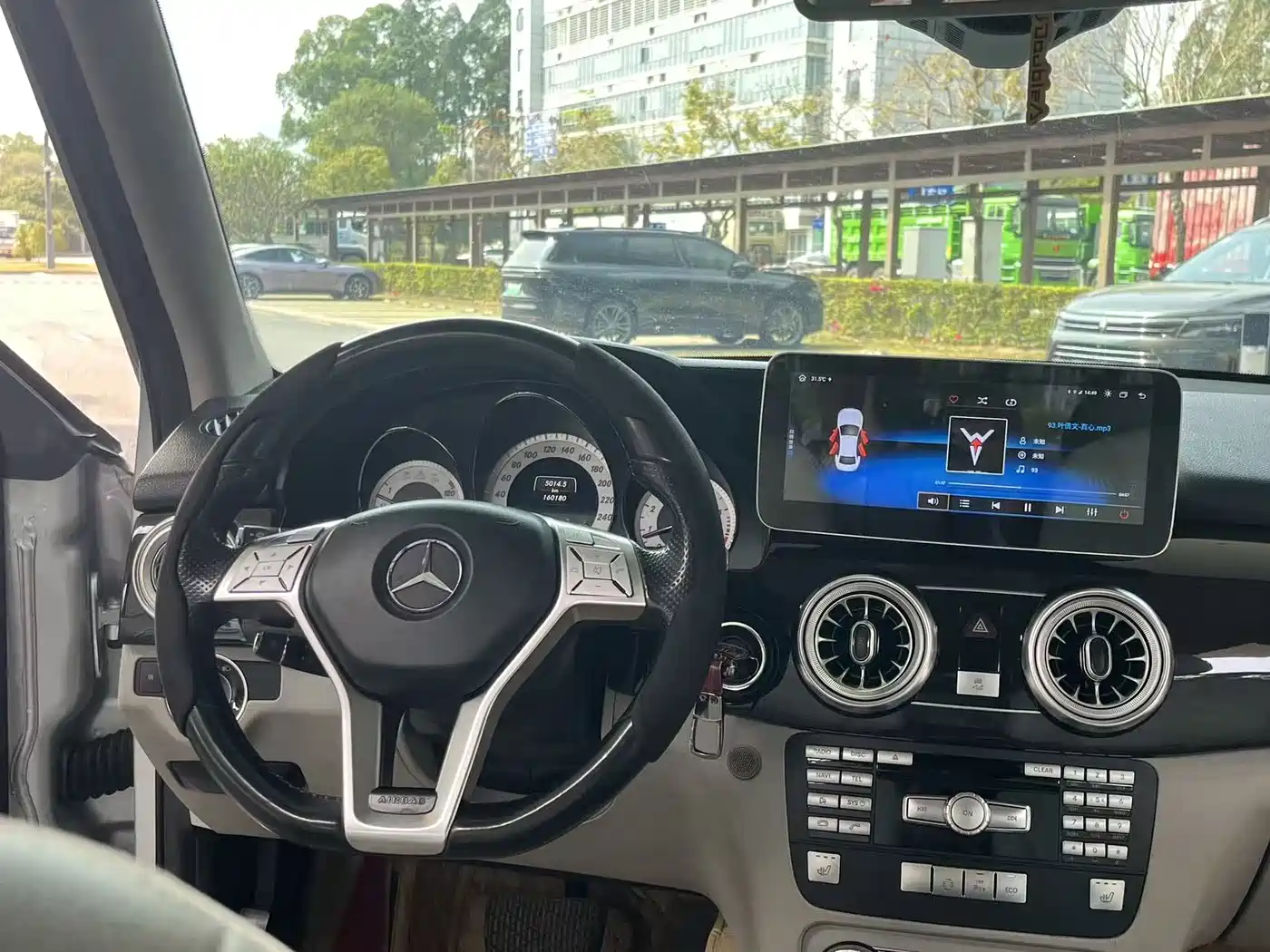 Mercedes-Benz GLK-Class 2015 GLK 260 4MATIC Fashion Ultimate Edition фото 9