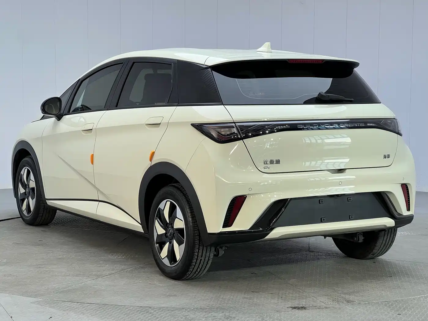 BYD Dolphin 2026 2025 420km Vitality Edition