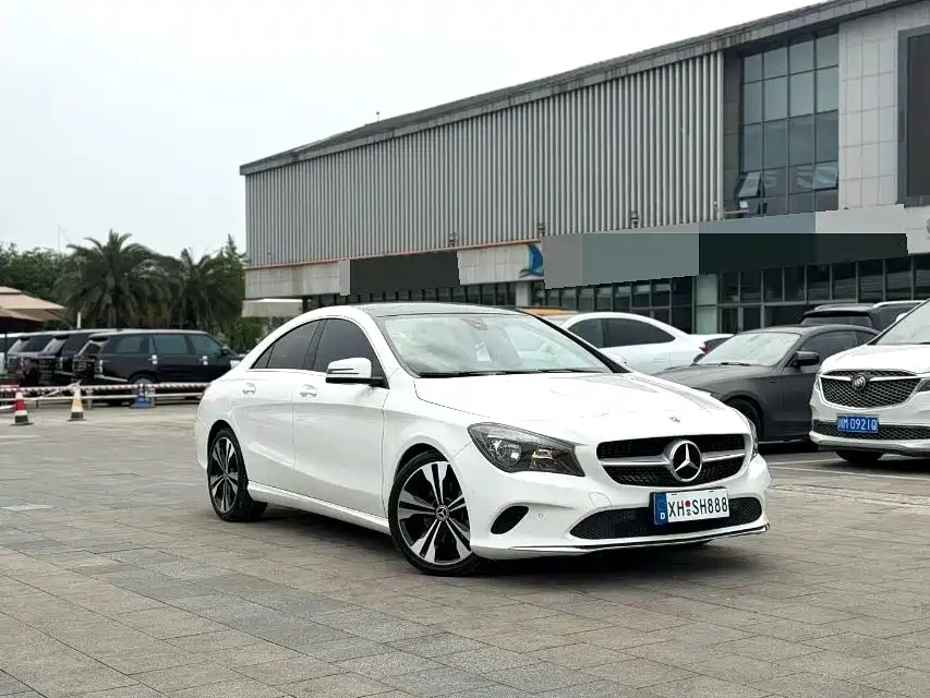 Mercedes-Benz CLA (Import) 2019 CLA 200 Sport фото 3