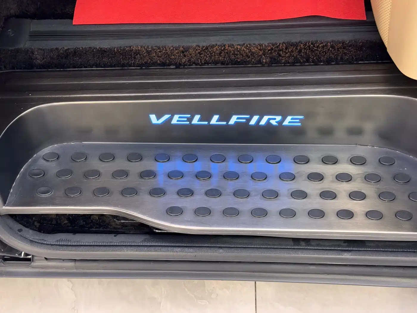 Toyota Vellfire 2021 2020 Twin Engine 2.5L HV Premium Edition