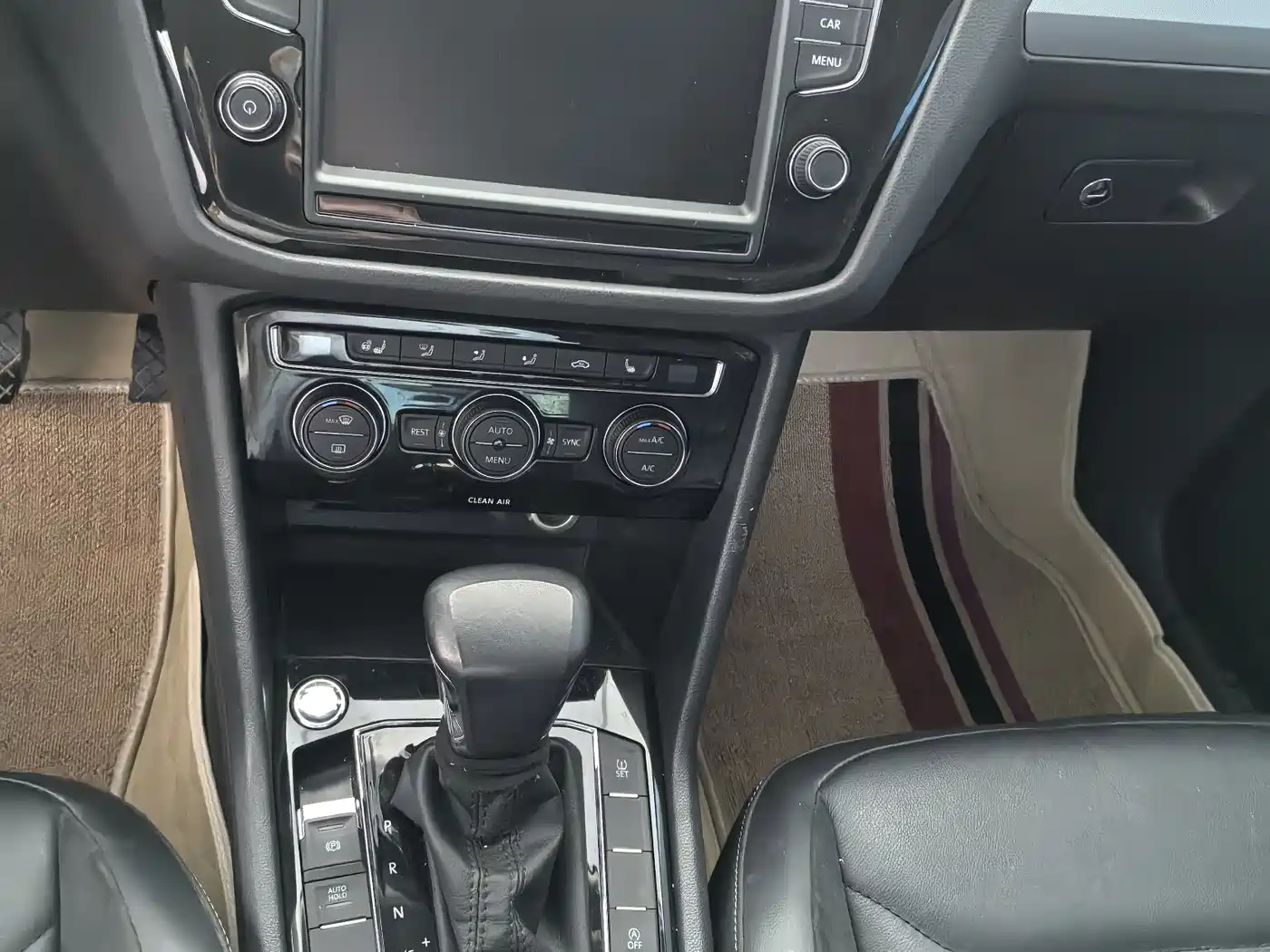 Volkswagen Tiguan L 2017 330TSI Automatic 2WD Luxury Edition фото 10