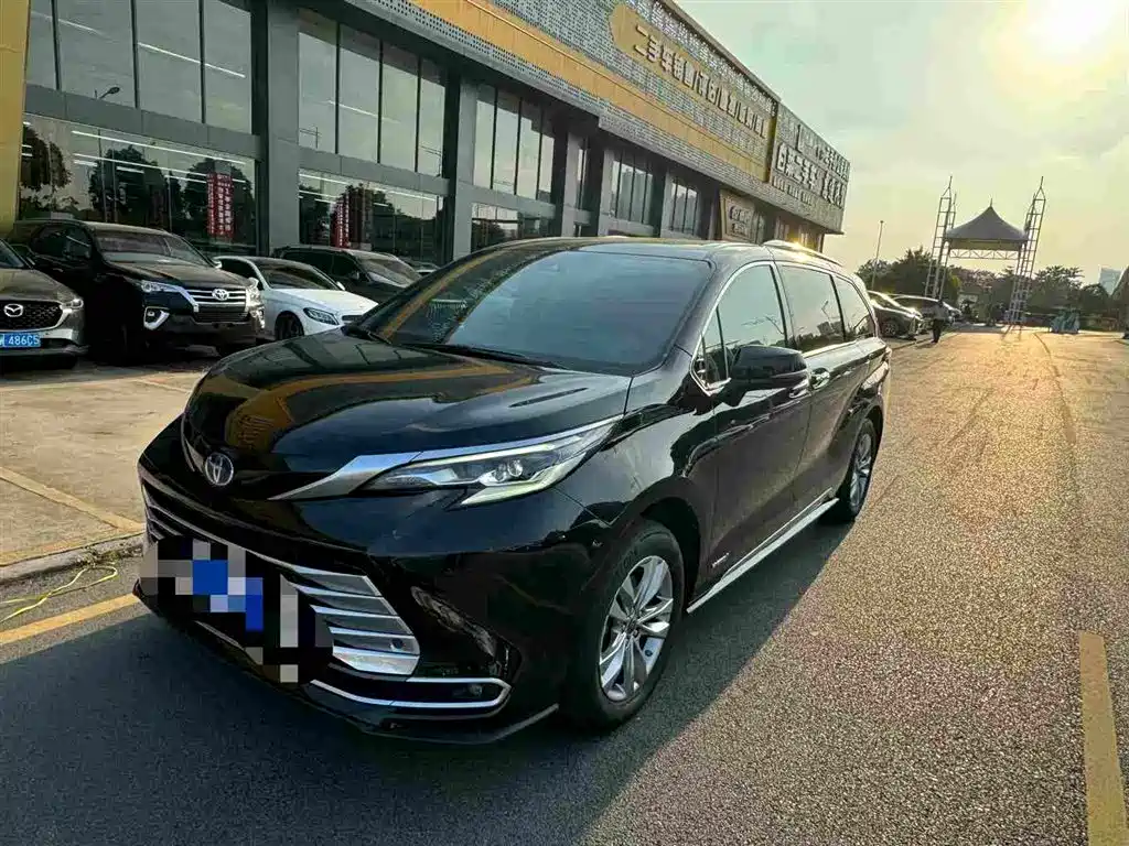 Toyota Sienna 2021 — пригон из Китая