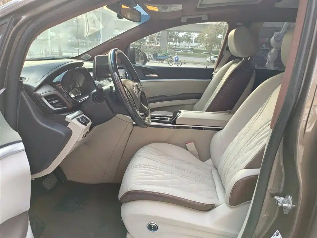 Buick GL8 2021 Land Business Class 652T Smart Luxury фото 8