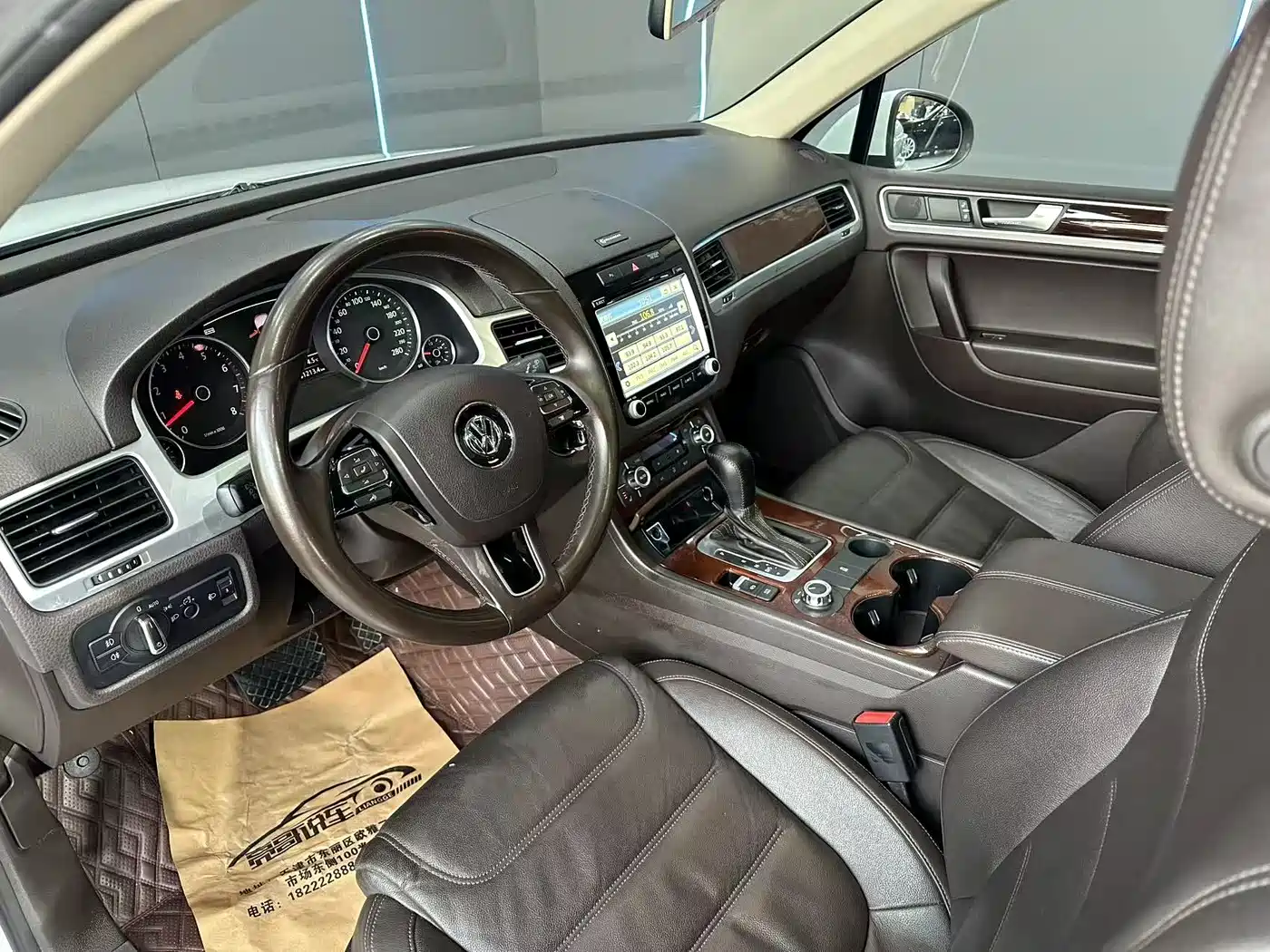Volkswagen Touareg 2011 3.0TSI Standard фото 11