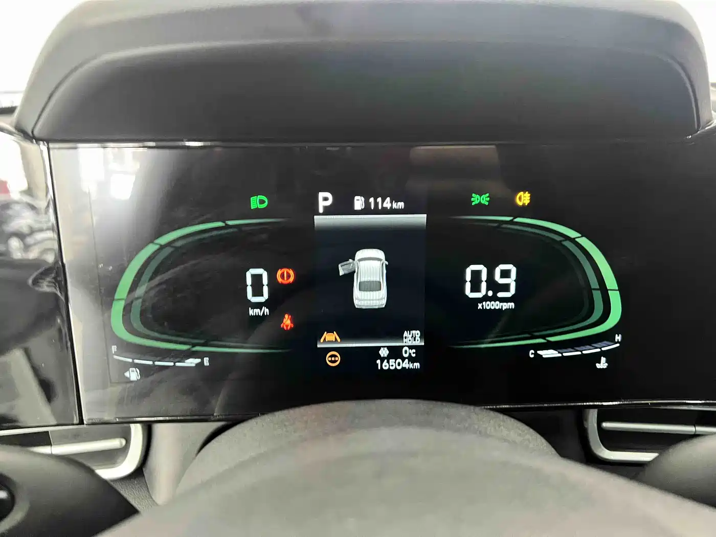 Hyundai Elantra 2023 Model 1.5L CVT LUX Premium Edition фото 9