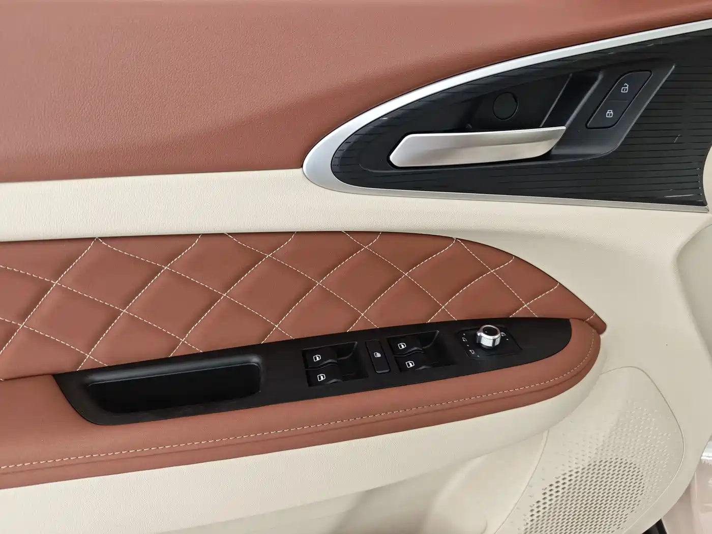 Ora Good Cat 2022 2022 400km Standard Range Premium LFP
