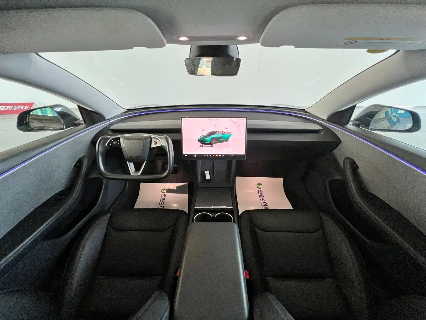 Фото 29 - Tesla Model 3