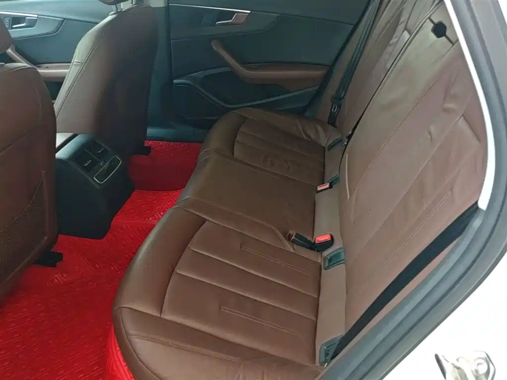 Audi A4L 2017 45 TFSI quattro Style Edition фото 17