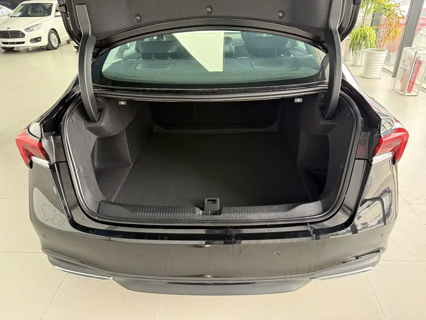 Buick LaCrosse 2025 2025 Model 28T Platinum Edition