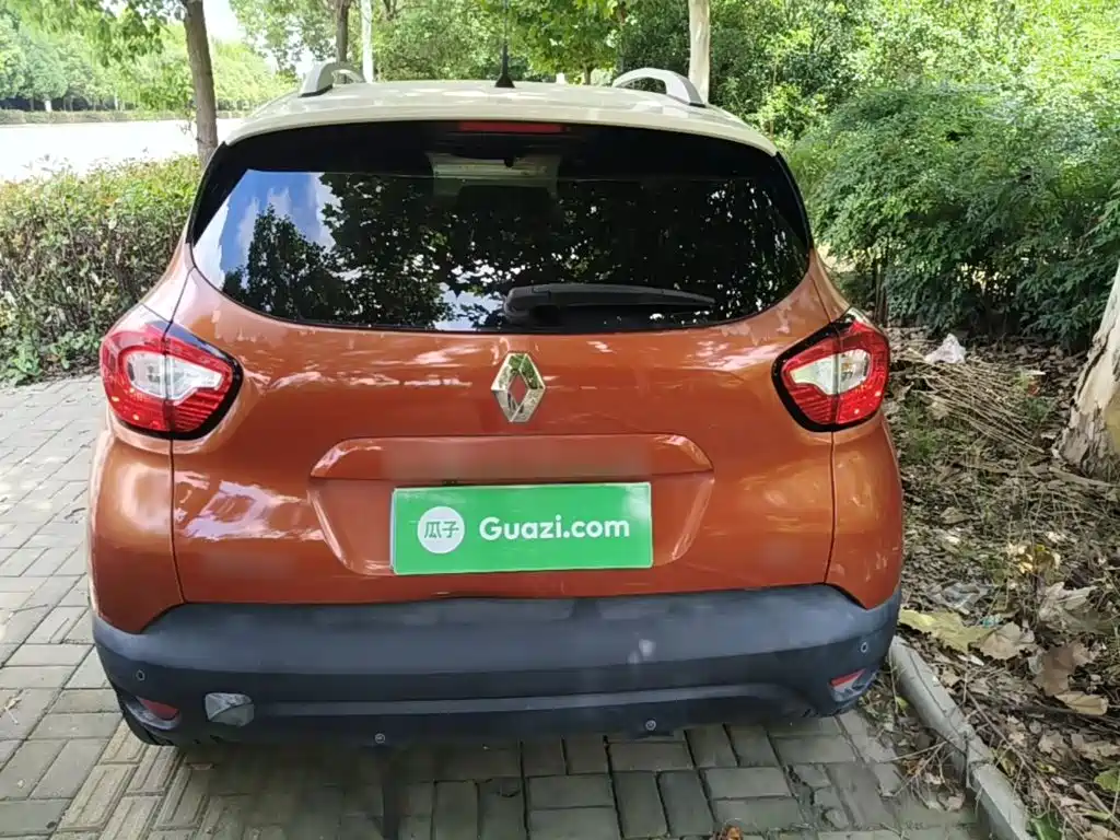 Renault Captur 2016 2015 1.2T Automatic Comfort Edition