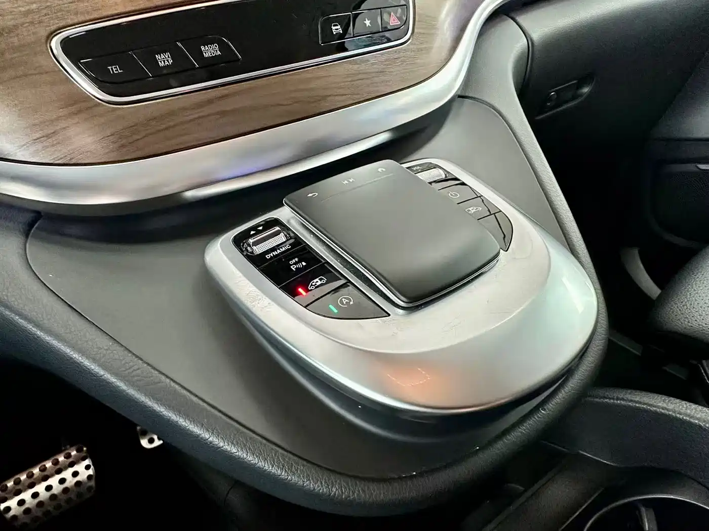 Mercedes-Benz V-Class 2022 V 260 Prestige Edition фото 13